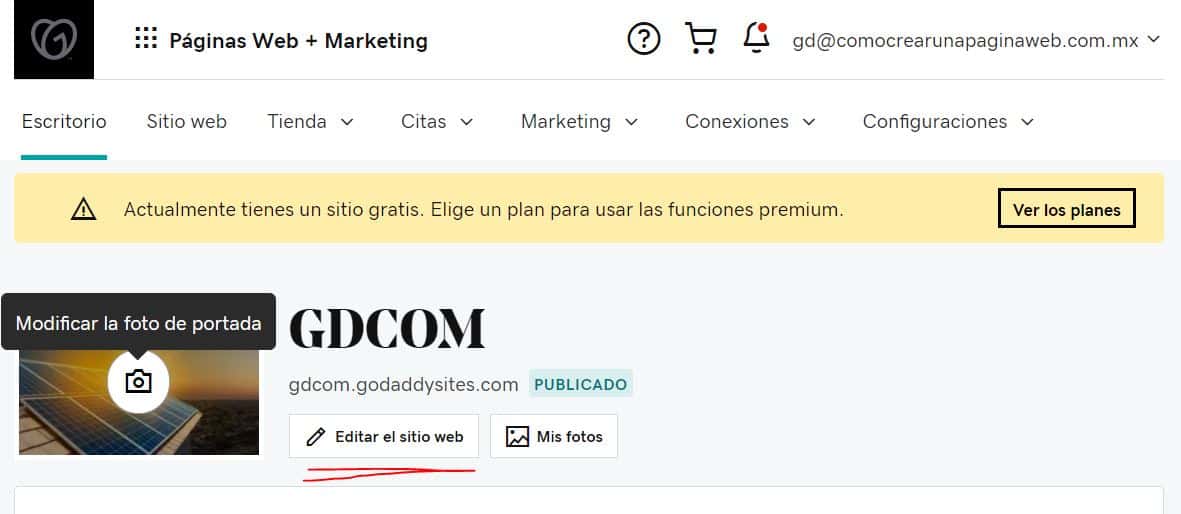 Cómo es el panel de control de GoDaddy