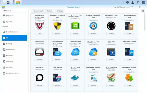 Centro de paquetes de Synology desde donde puede descargar aplicaciones